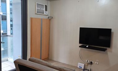 Newport Condo Unit + Parking - Only ₱6.5M! 81 Newport Boulevard, Pasay for Sale!