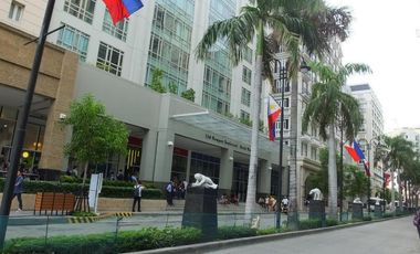 Newport Condo Unit + Parking - Only ₱6.5M! 81 Newport Boulevard, Pasay for Sale!