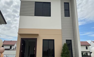 Single Attached Classic House and Lot For Sale In San Fernando, Pampanga