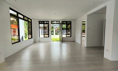 FAIRWAY VIEW HOUSE AND LOT IN ANTIPOLO
