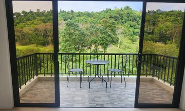 FAIRWAY VIEW HOUSE AND LOT IN ANTIPOLO