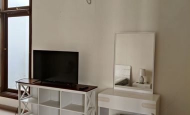 Rumah 2 Lantai Fully Furnished Dharmahusada Indah Surabaya