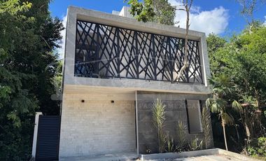 CASA SARA ¡Vive bajo el sol de Aldea Kaan en el corazón del paraíso!