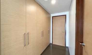 Spacious 3BR Unit - The Imperium at Capital Commons