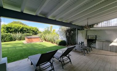 CASA EN RENTA EN EL CORAZON DE AVANDARO.