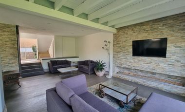 CASA EN RENTA EN EL CORAZON DE AVANDARO.