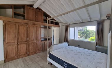 CASA EN RENTA EN EL CORAZON DE AVANDARO.