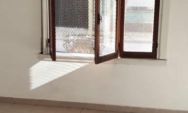 ALQUILER PH 2 AMBIENTES CON TERRAZA - MORON