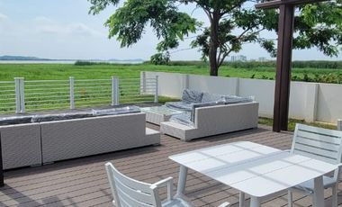En venta lujoso departamemto de estreno de dos dormitorios en Riberas del Buijo