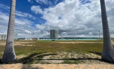 En venta exclusivo terreno frente a la laguna en Karibao, Playas