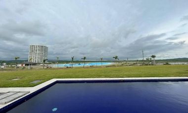 En venta exclusivo terreno frente a la laguna en Karibao, Playas