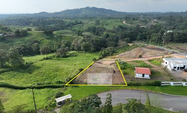 Terreno en urbanización cerca de Quito