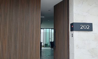 CASA EN VENTA EN VALLE IMPERIAL COTO 21