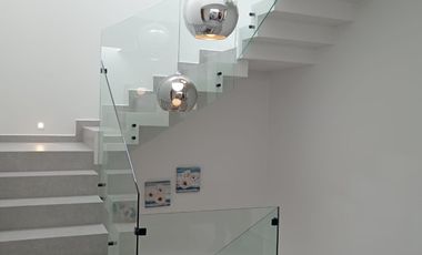 CASA EN VENTA EN VALLE IMPERIAL COTO 21