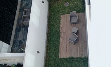 CASA EN VENTA EN VALLE IMPERIAL COTO 21
