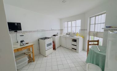 SE ALQUILA HERMOSA CASA DE 2 PISOS EN CHORRILLOS – ¡IDEAL PARA TU FAMILIA!