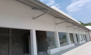 Alquilo un Local Comercial en Galerías de Terranostra
