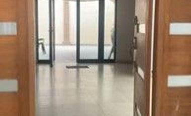 CASA EN VENTA CON  ALBERCA EN PORTAL DEL NORTE NUEVO LEON.