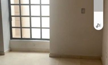 CASA EN VENTA CON  ALBERCA EN PORTAL DEL NORTE NUEVO LEON.