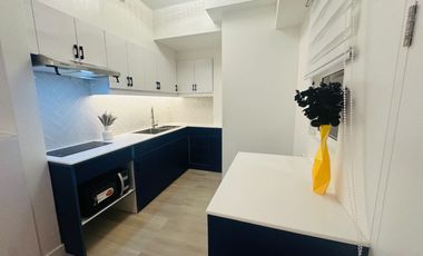 2 Bedroom Interior-Designed with Parking For Sale in Brent Tower, Brixton Place, Pasig City!