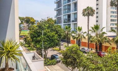Exclusivo departamento en San Isidro.
