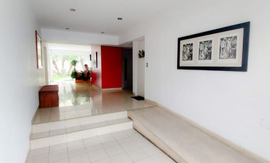 Exclusivo departamento en San Isidro.