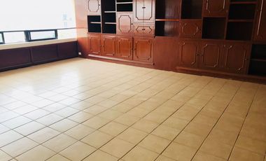 EDIFICIO EN RENTA EN LETRAN VALLE