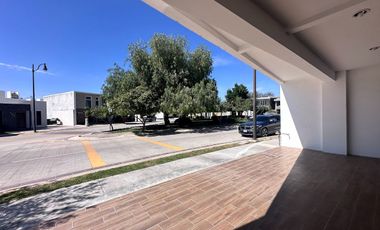 RENTA DE HERMOSA CASA EN MAYORAZGO SALIDA LEON SILAO