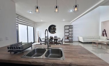 RENTA DE HERMOSA CASA EN MAYORAZGO SALIDA LEON SILAO