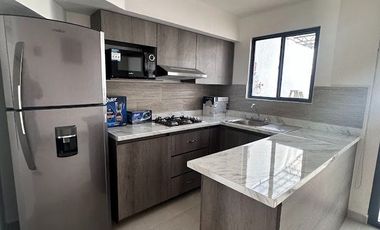 RENTA DE CASA AMUEBLADA EN HACIENDA VIÑEDOS SALIDA LEON SILAO