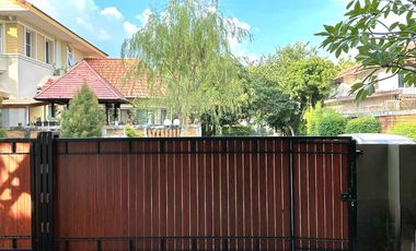 For Sale: Detached House at Land and House Park, Khon Kaen Prime location in the Khon Kaen Bypass area. A large house, 250 square meters, on a special