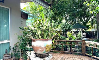 For Sale: Detached House at Land and House Park, Khon Kaen Prime location in the Khon Kaen Bypass area. A large house, 250 square meters, on a special