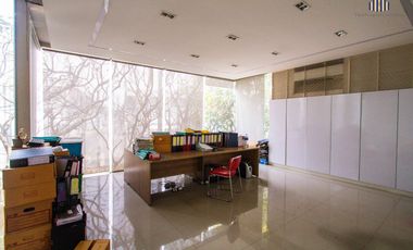 Steady Annual Income of 6 Million++!   Warehouse & Land for Sale with Long-Term Tenants