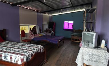 Propiedad en venta, a la via asfaltada, restaurante bar, amoblado, cerca de Quito.