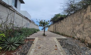 En venta casa vacacional full amoblada en Punta Blanca, Ruta del Spondylus