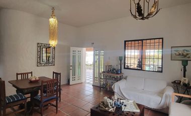 En venta casa vacacional full amoblada en Punta Blanca, Ruta del Spondylus