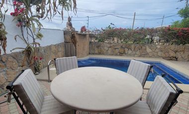 En venta casa vacacional full amoblada en Punta Blanca, Ruta del Spondylus