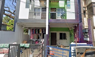 TOWNHOUSE FOR SALE IN MANDALUYONG..RUSH!!!