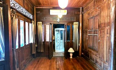 For rent: Traditional Thai-style house by the Chao Phraya River, Ayutthaya. Prime location, ideal for a restaurant,boutique hotel,or café.rent 110K