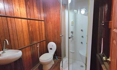 For rent: Traditional Thai-style house by the Chao Phraya River, Ayutthaya. Prime location, ideal for a restaurant,boutique hotel,or café.rent 110K
