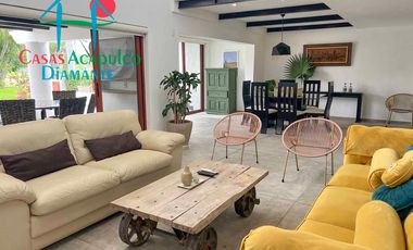 Vive el lujo y la serenidad en esta villa remodelada con alberca privada en Playa Diamante