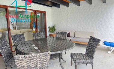 Vive el lujo y la serenidad en esta villa remodelada con alberca privada en Playa Diamante