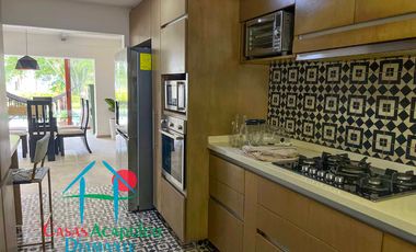 Vive el lujo y la serenidad en esta villa remodelada con alberca privada en Playa Diamante