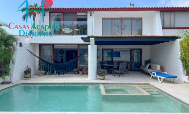 Vive el lujo y la serenidad en esta villa remodelada con alberca privada en Playa Diamante