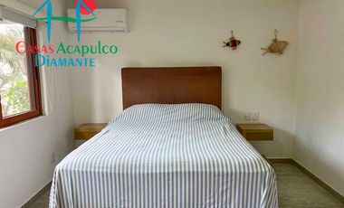 Vive el lujo y la serenidad en esta villa remodelada con alberca privada en Playa Diamante