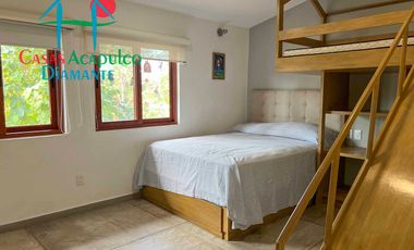 Vive el lujo y la serenidad en esta villa remodelada con alberca privada en Playa Diamante