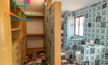 Vive el lujo y la serenidad en esta villa remodelada con alberca privada en Playa Diamante