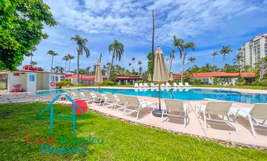 Vive el lujo y la serenidad en esta villa remodelada con alberca privada en Playa Diamante