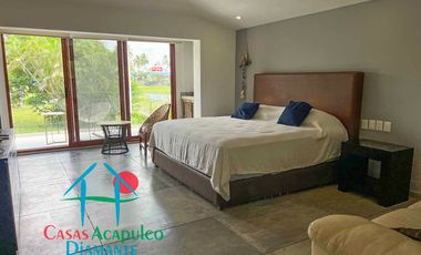 Vive el lujo y la serenidad en esta villa remodelada con alberca privada en Playa Diamante