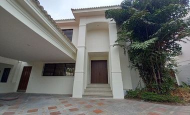 VENTA CASA URB. ENTRE LAGOS VIA A SAMBORONDON KM 7